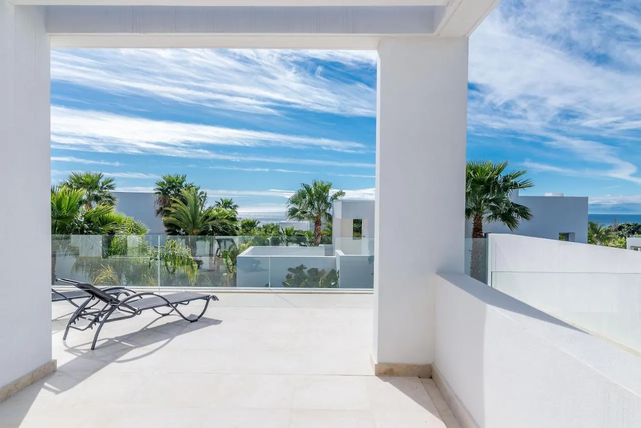 Modern And Luxurious Family Villa Close To The Beach Marbella Spanien